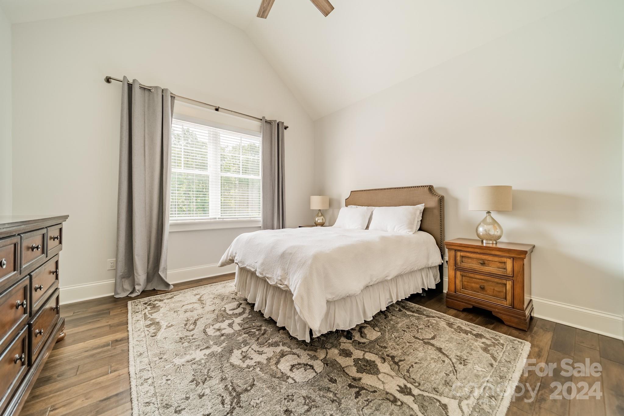 Woodland Bay - Residential