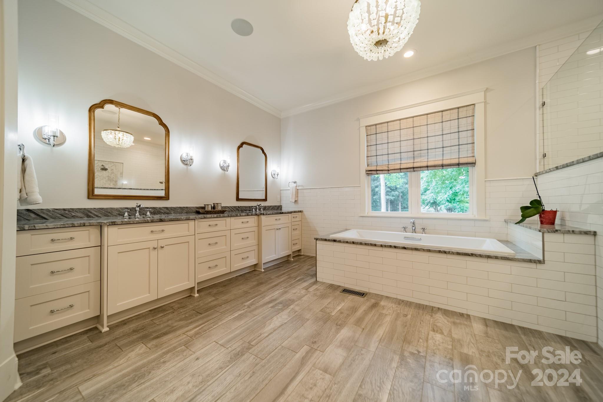 Woodland Bay - Residential