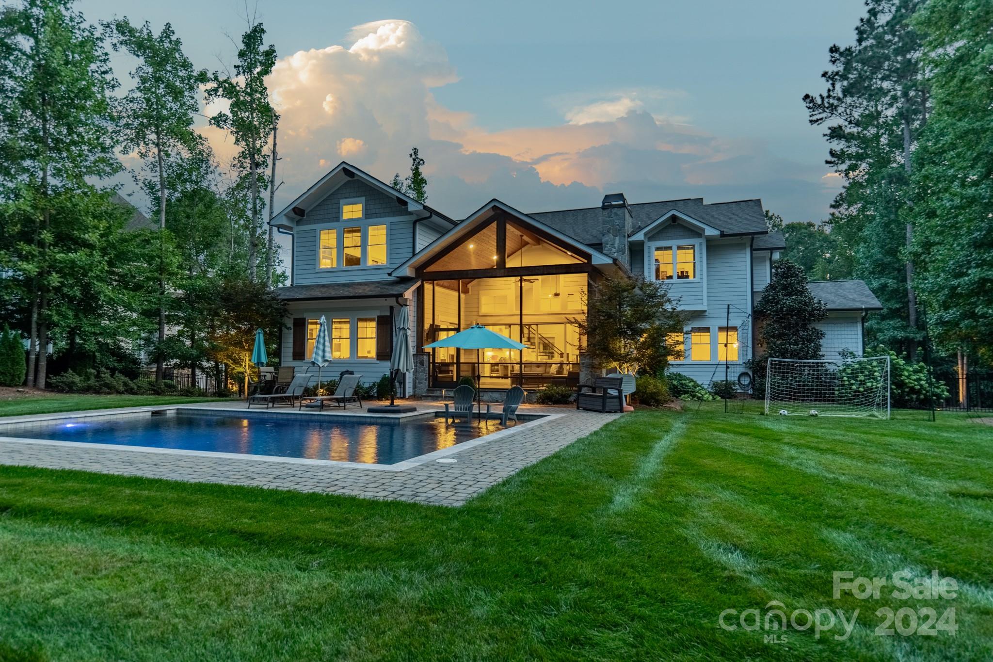 Woodland Bay - Residential