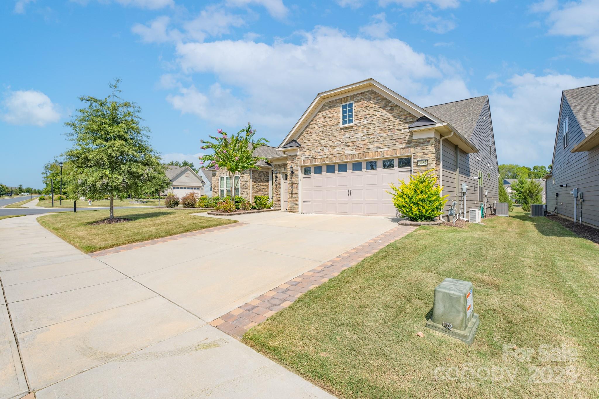 3087 Bartlett Street