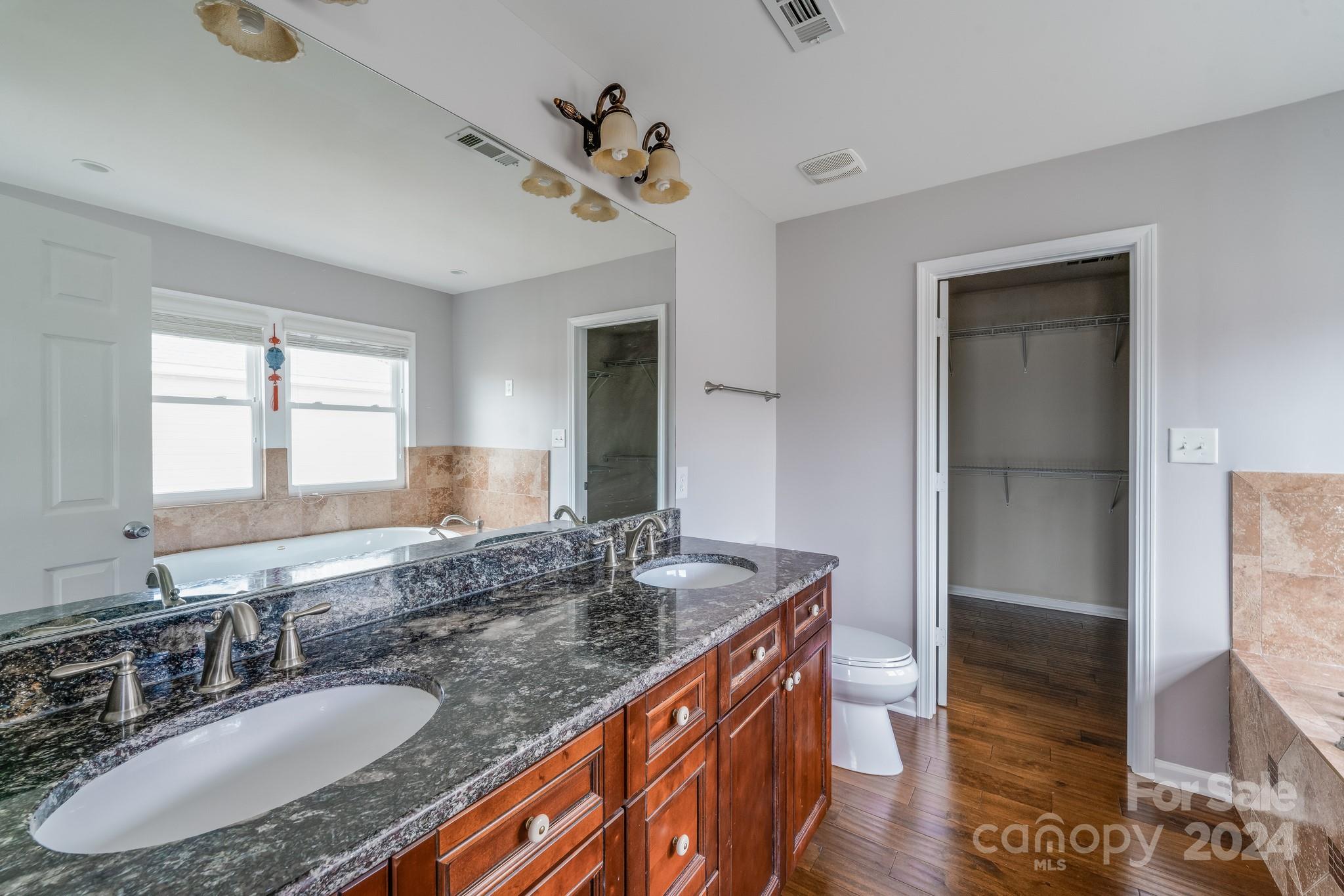 Madison Green - Residential