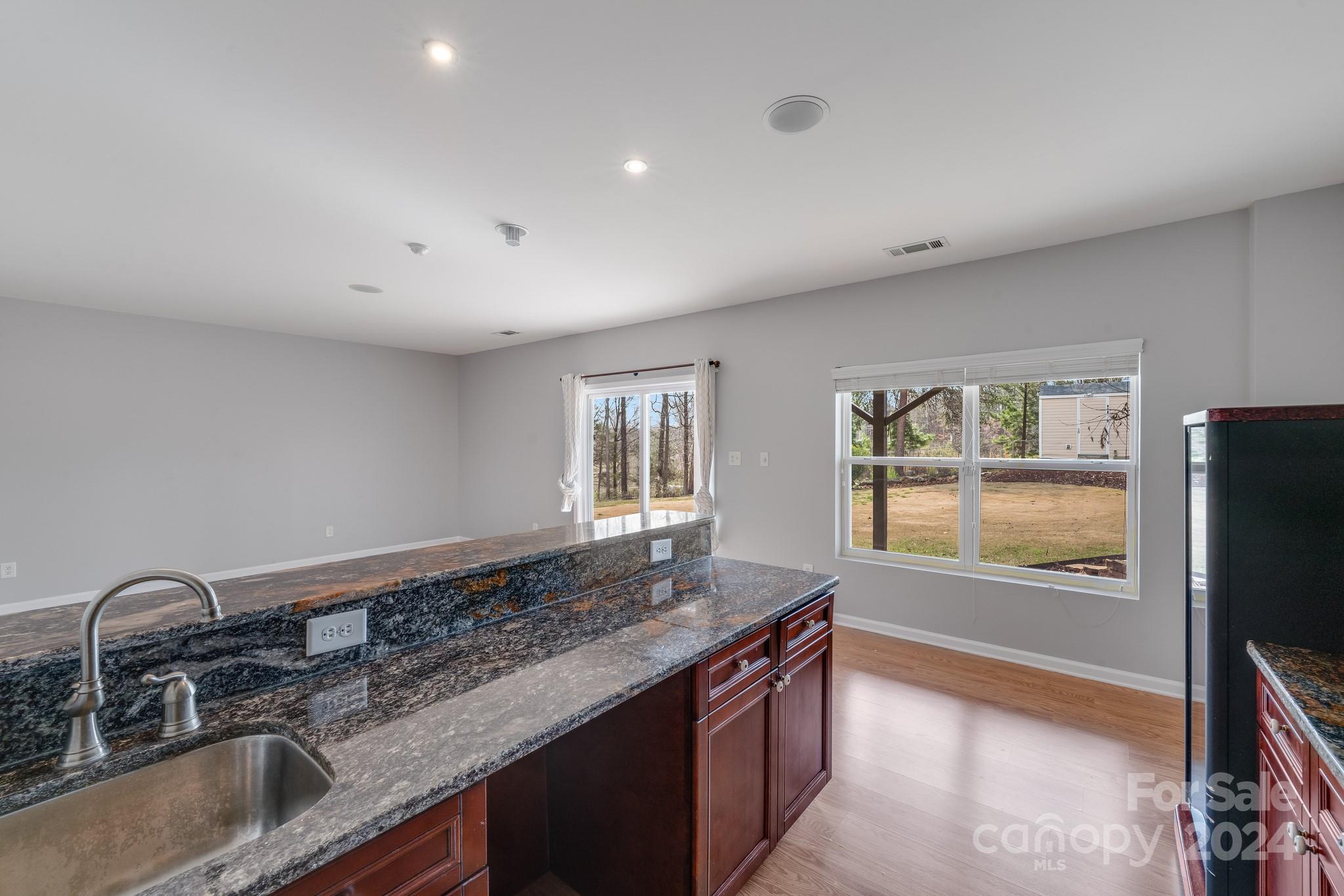 Madison Green - Residential