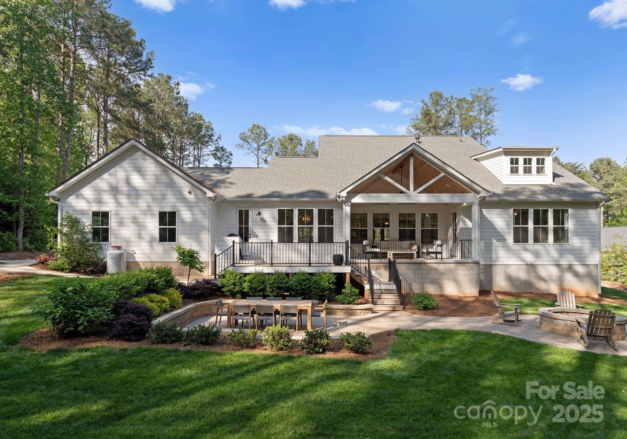 Pebble Bay - Residential