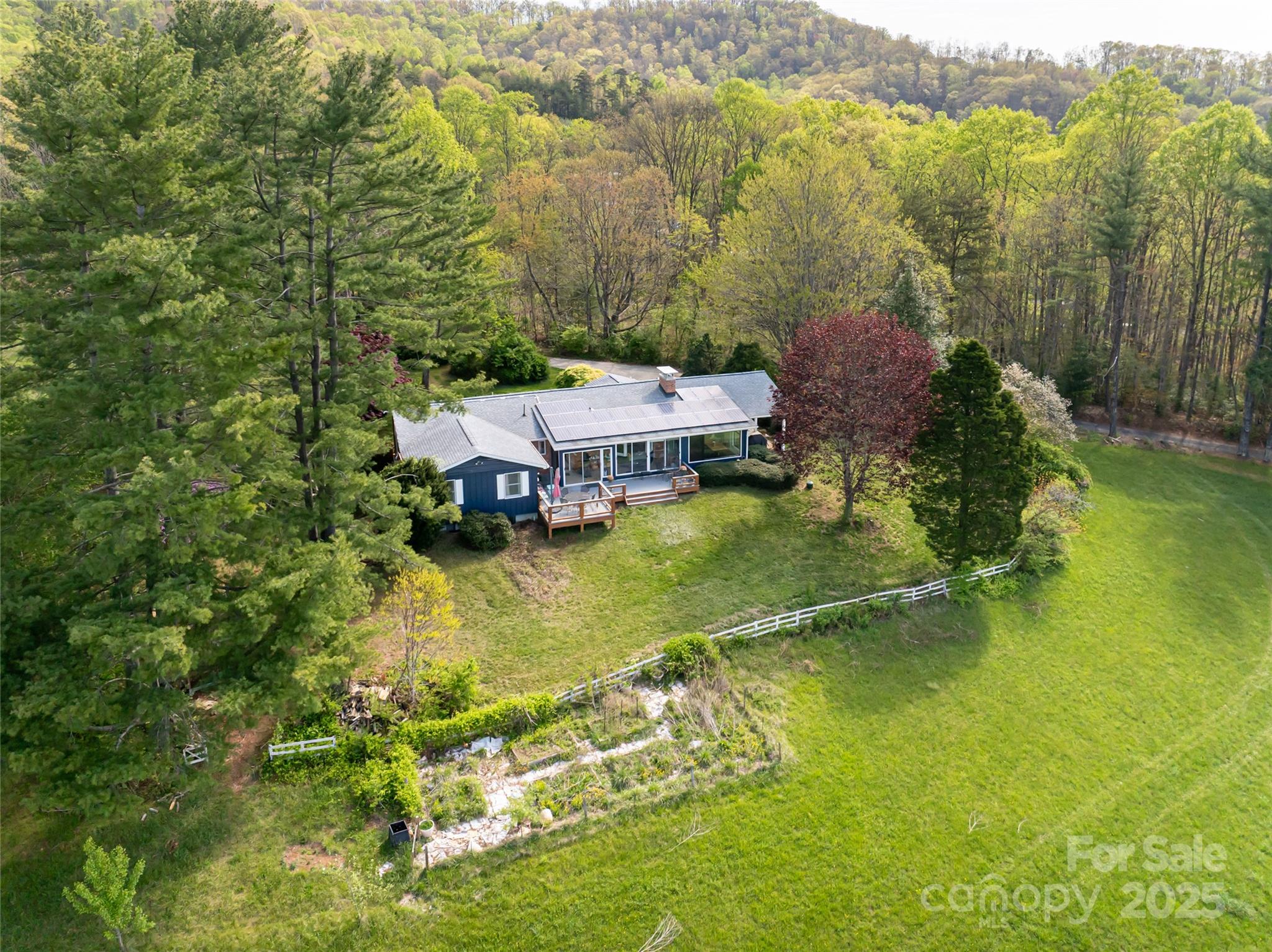 21 Pinnacle Pine Trail