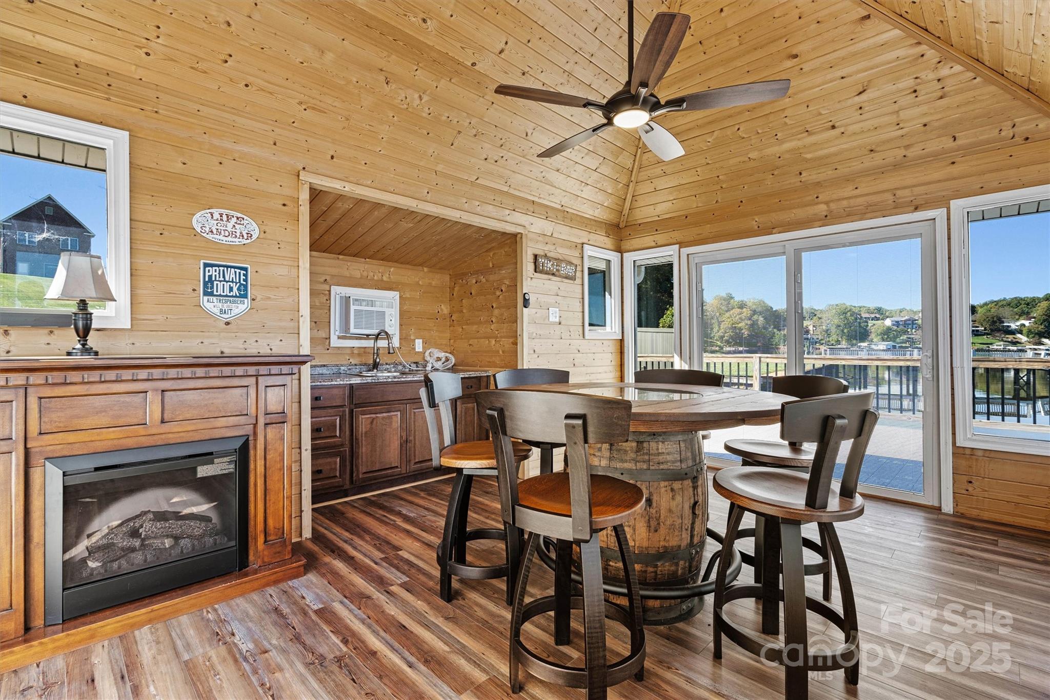 Alexander Estates - Residential