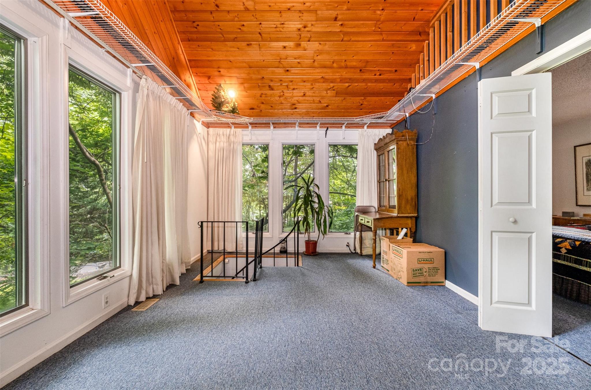 Lake Montonia - Residential