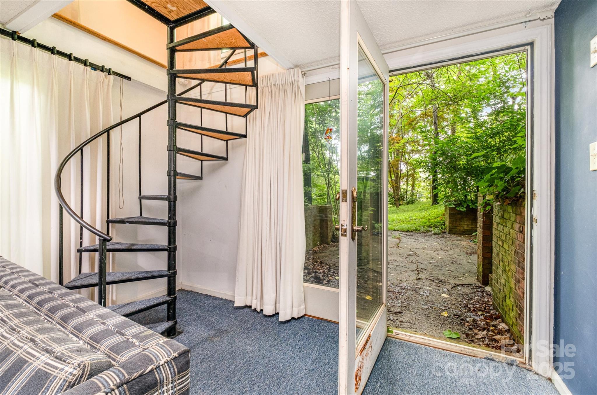 Lake Montonia - Residential