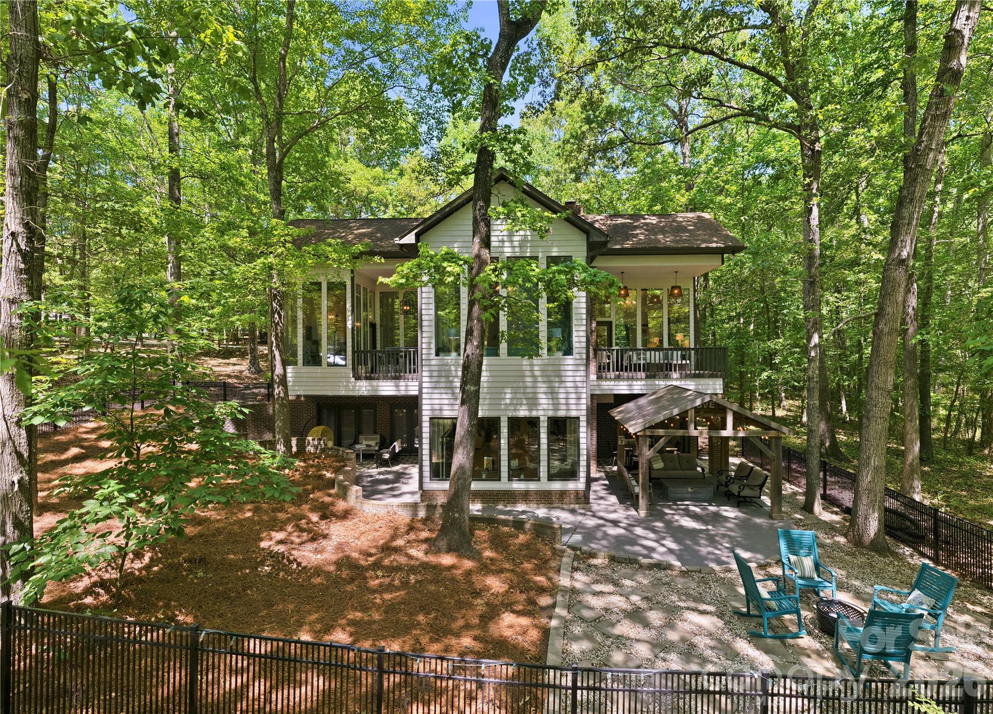 White Oaks - Residential