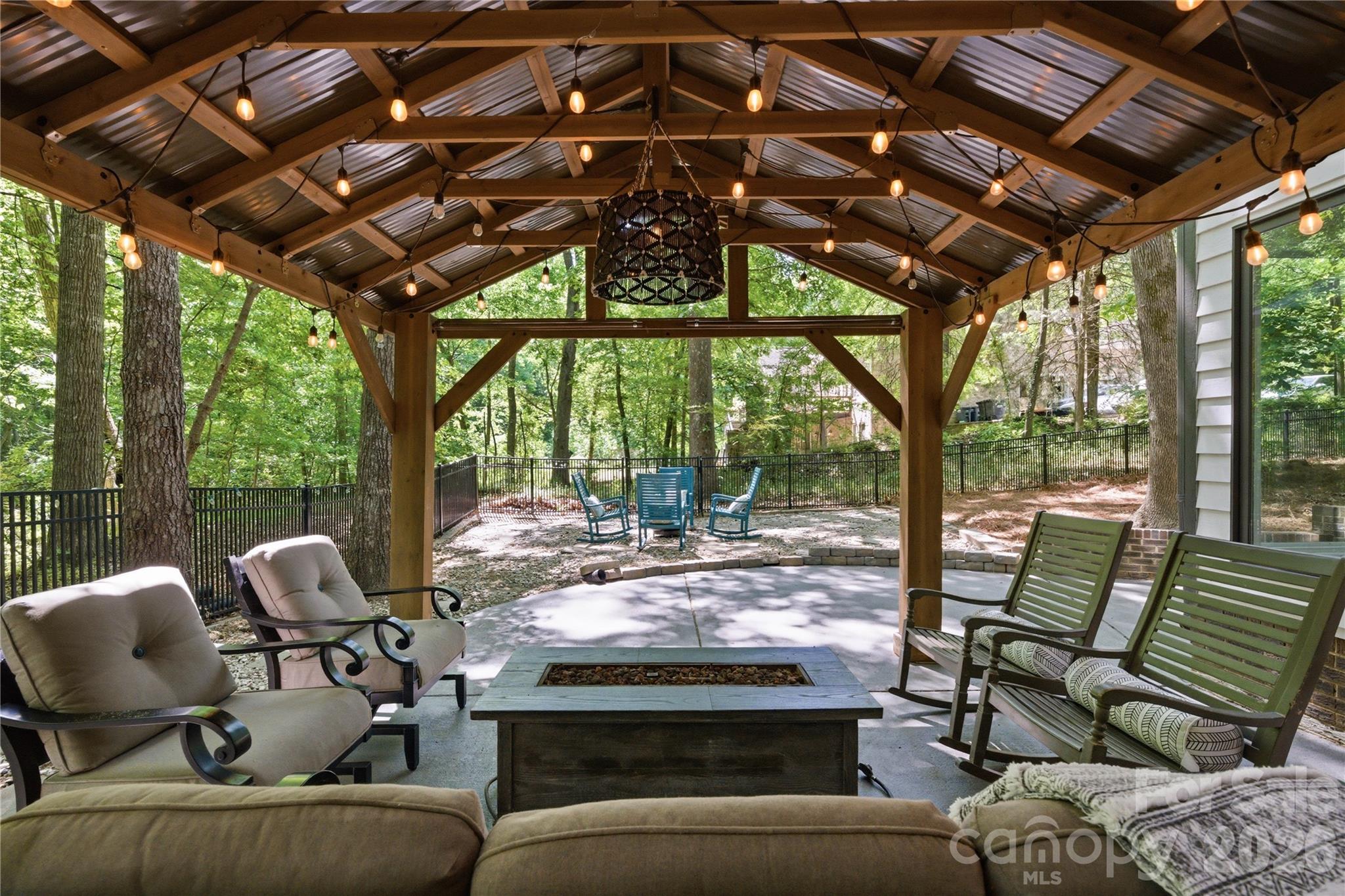 White Oaks - Residential