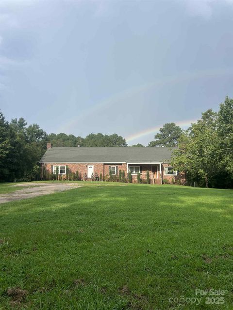 2437 Knox Station Road Chester SC 29706