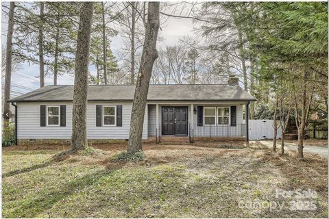 1440 Jodhpur Court Charlotte NC 28212