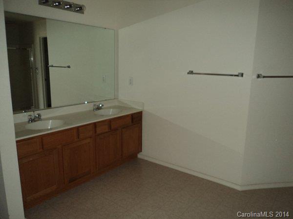 Cabarrus Crossing - Residential Lease