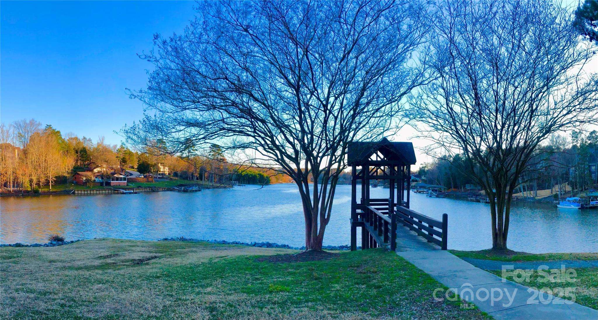 Lake Shore - Residential
