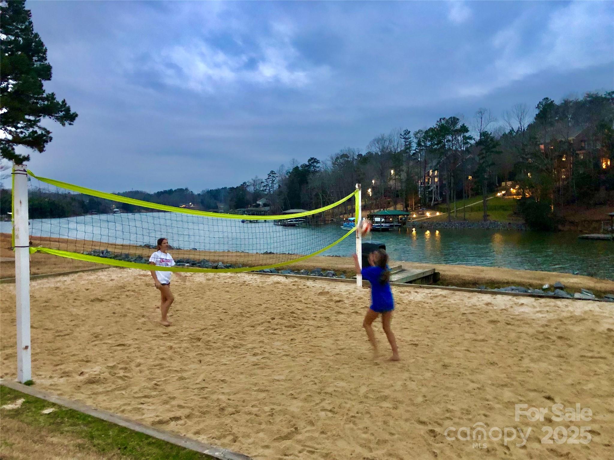 Lake Shore - Residential