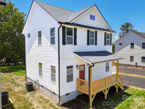 Photo of 430 Hazel Mill Road, Asheville, NC 28806 (MLS # 4376103)