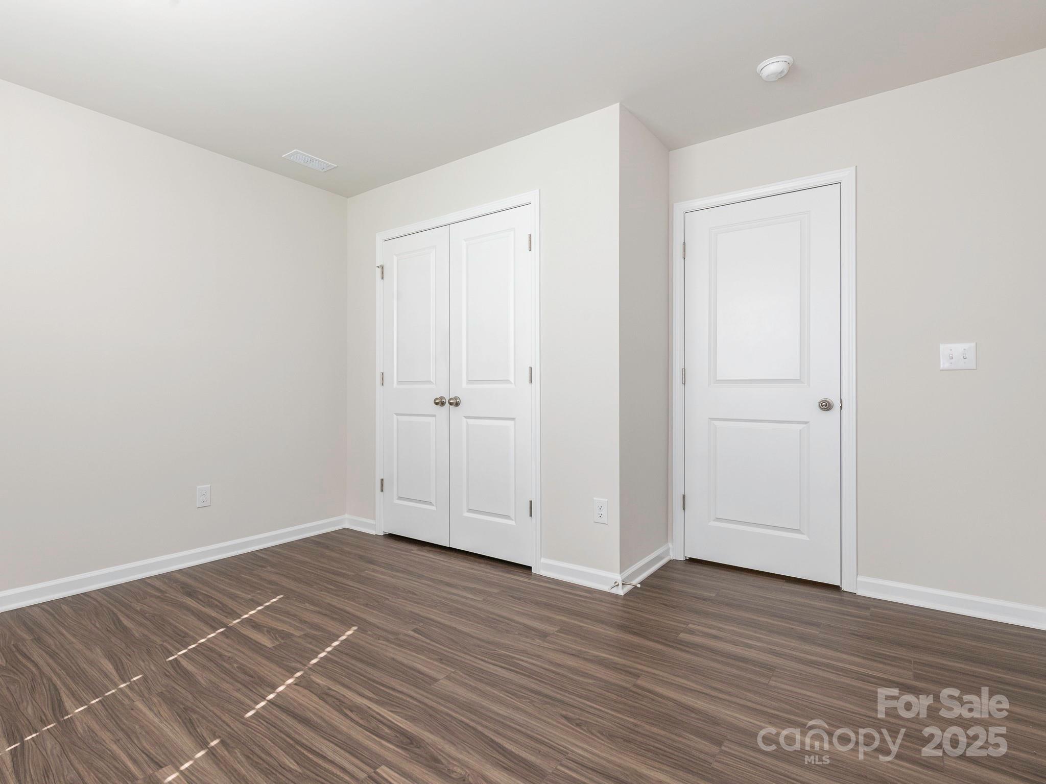 The Retreat at Cameron Commons - Residential