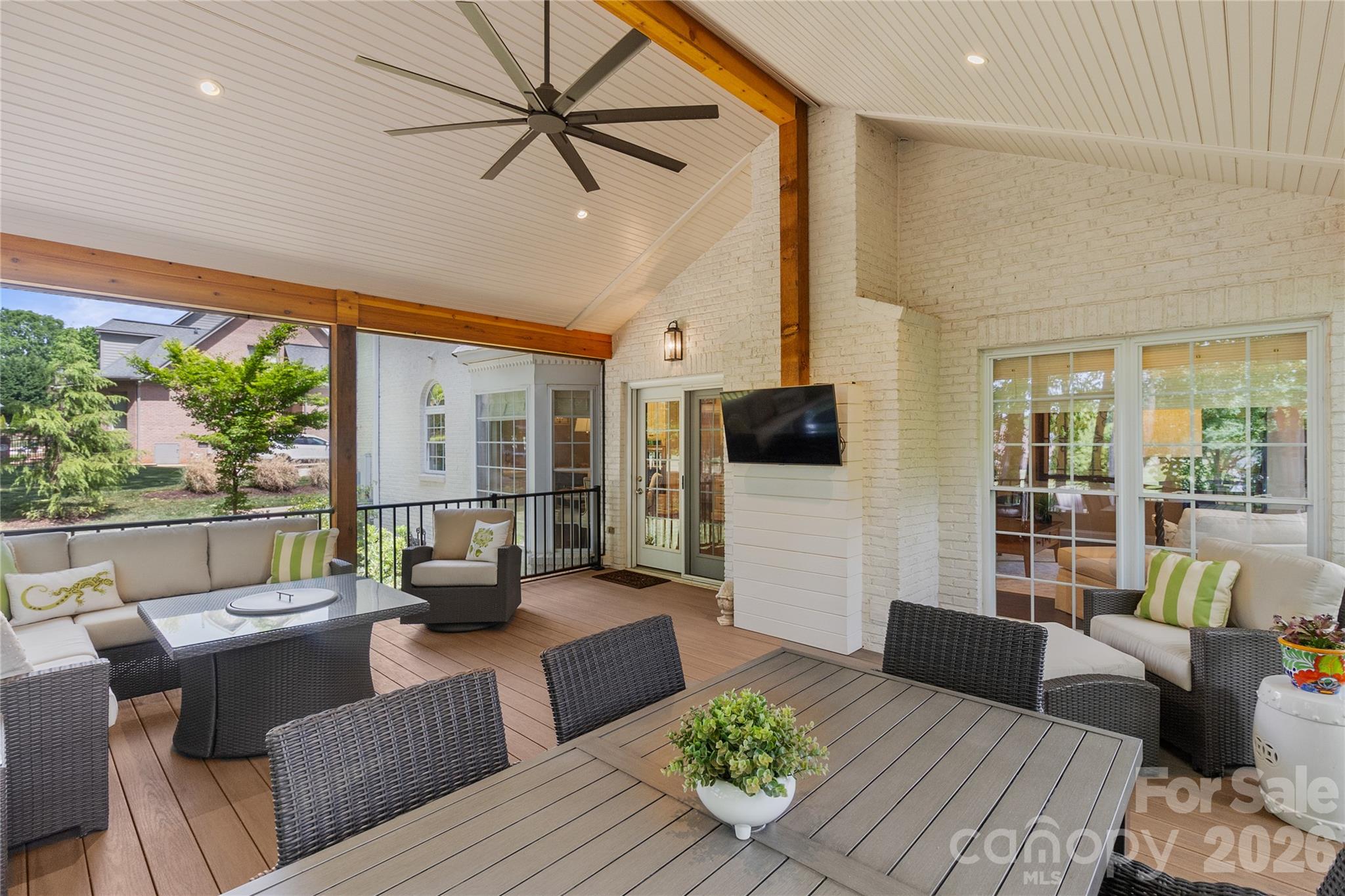 Woodland Hills - Residential