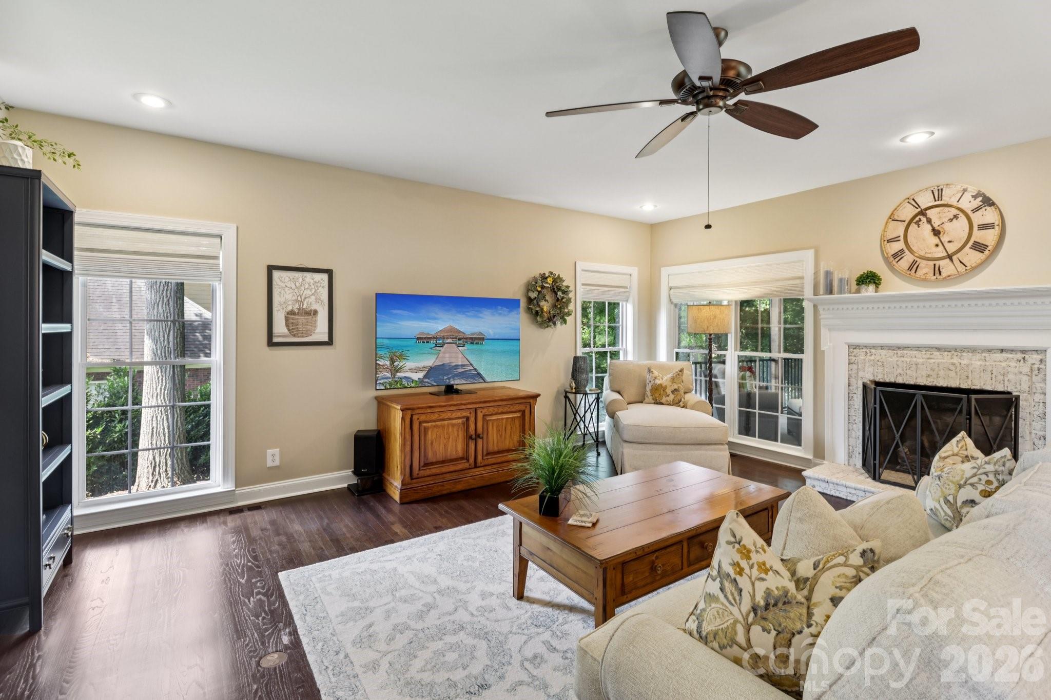 Woodland Hills - Residential