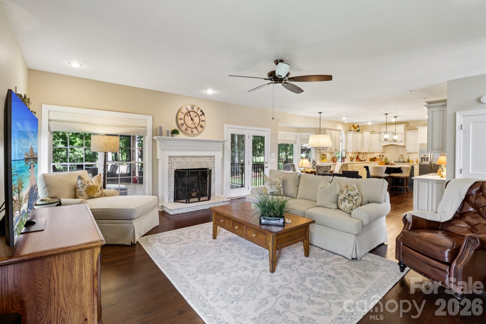 Woodland Hills - Residential