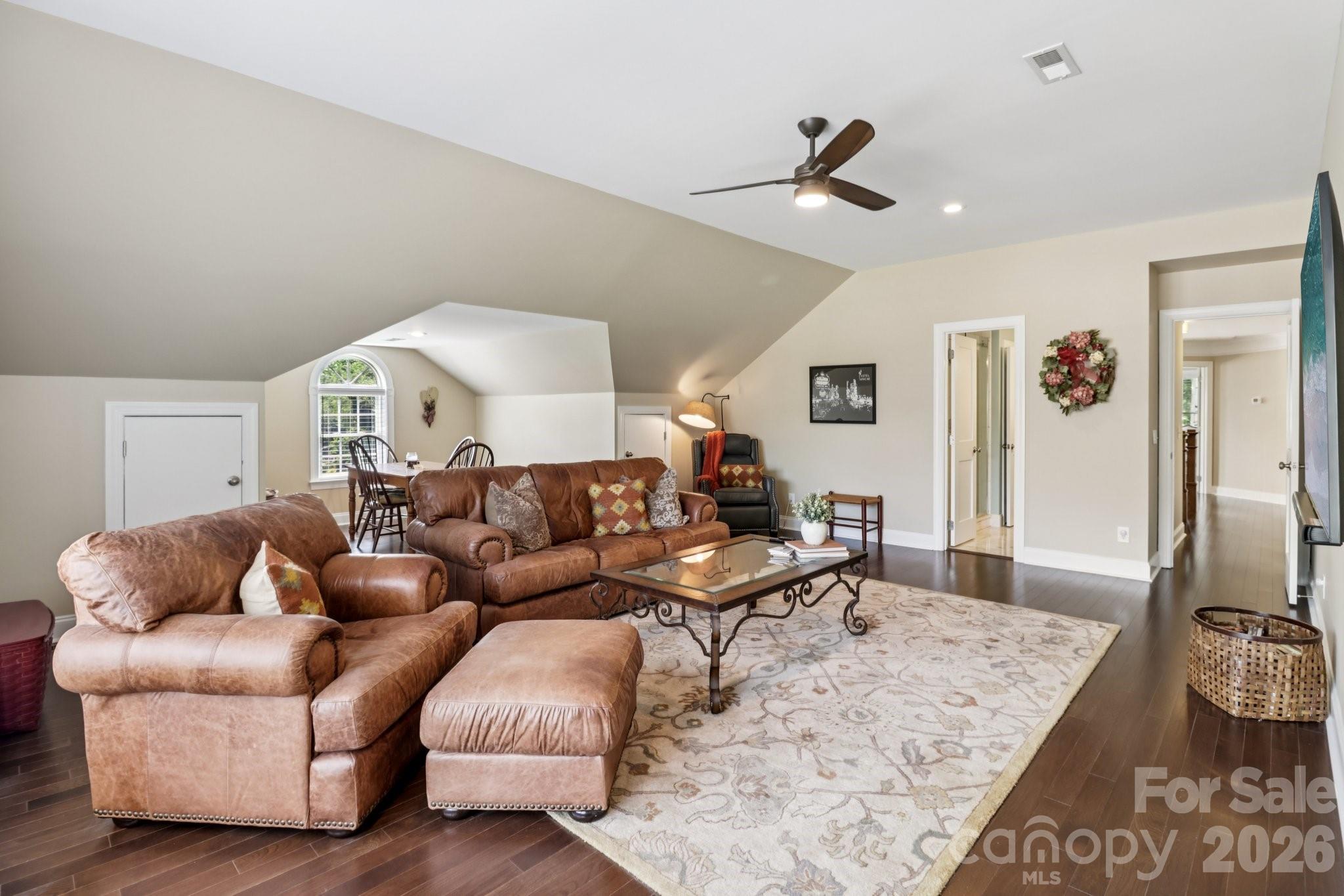 Woodland Hills - Residential