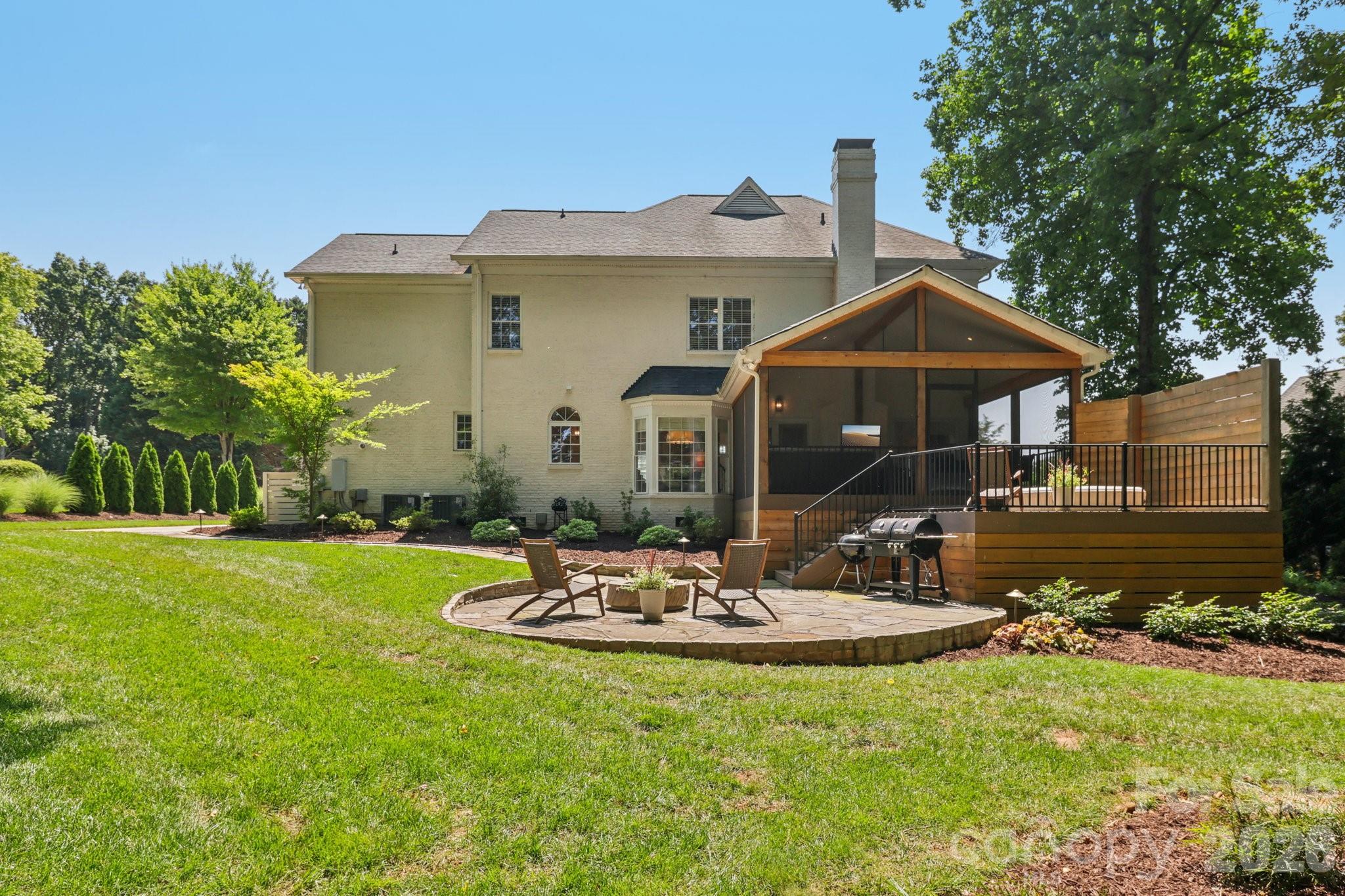 Woodland Hills - Residential