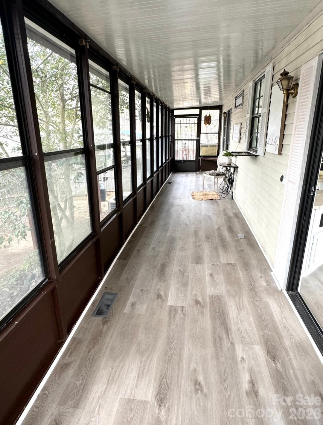 Twin Harbor - Residential