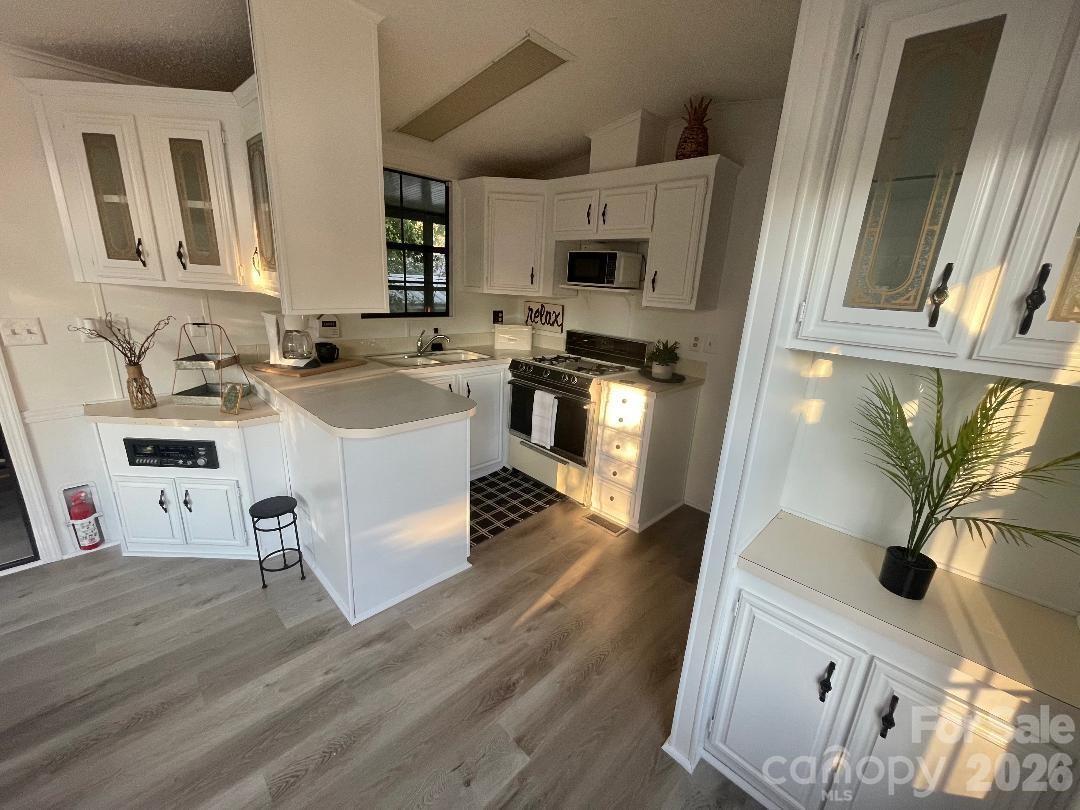 Twin Harbor - Residential