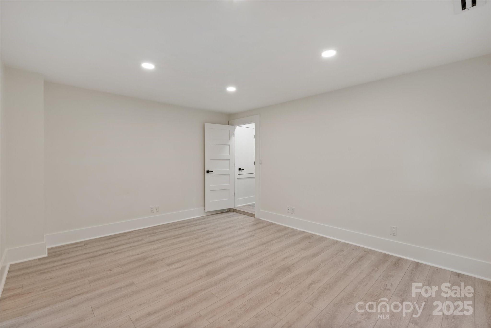 Riverpointe - Residential