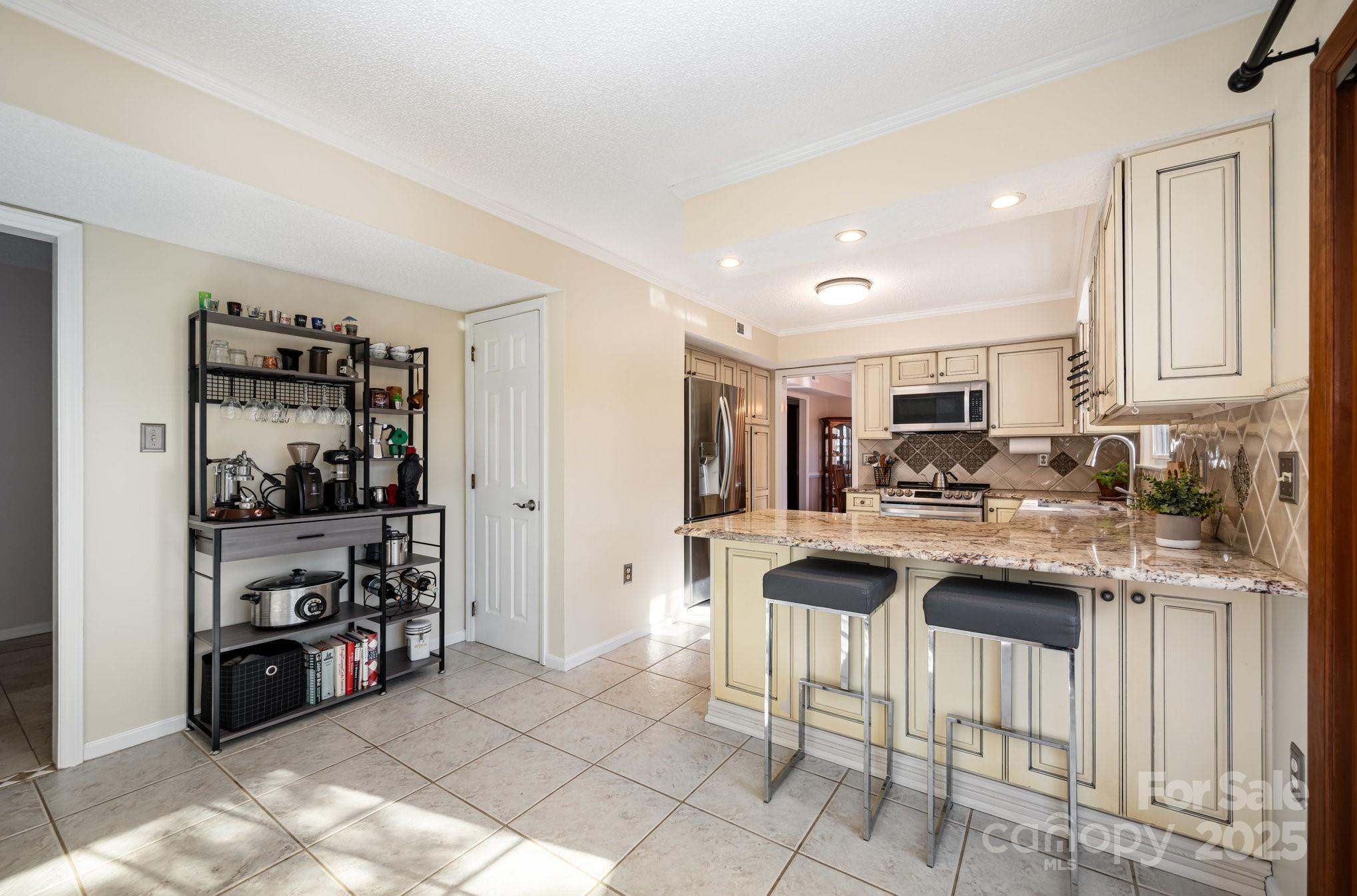 8700 Parkchester Drive