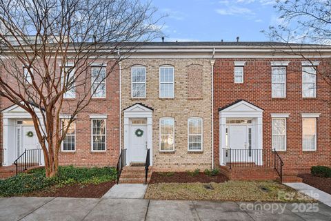 Photo of 121 Quarter Lane, Mooresville, NC 28117 (MLS # 4334394)