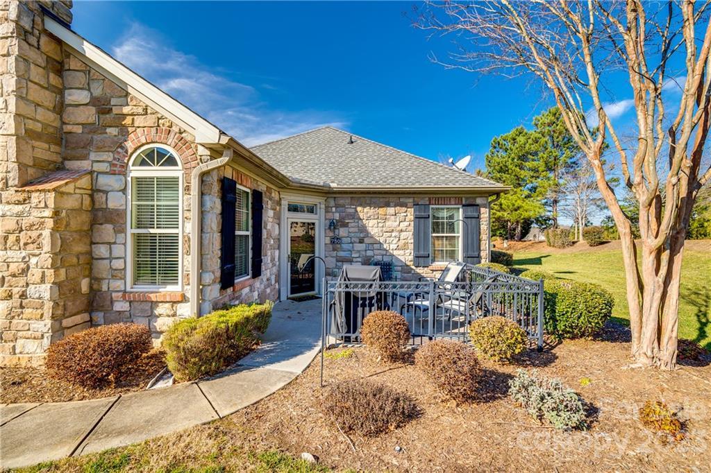 Stonecrest Villas of Tega Cay - Residential