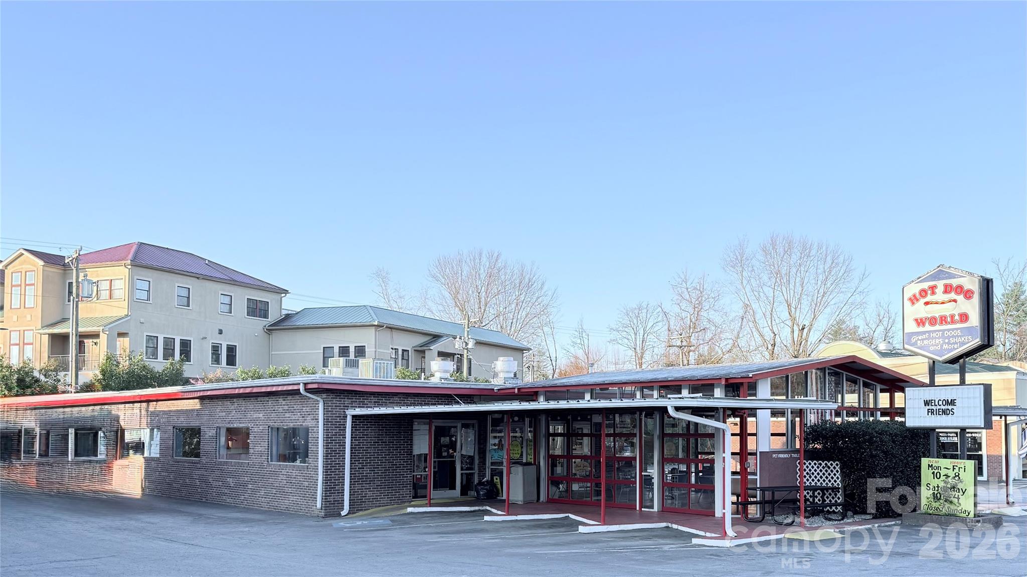 Toms Hill Park - Land