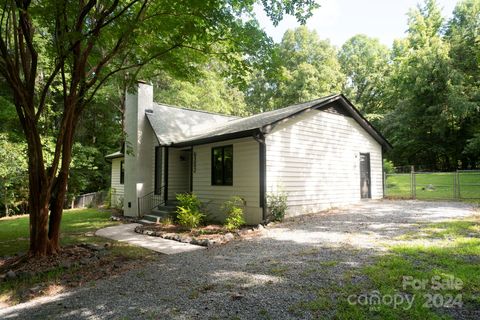 A home in Waxhaw