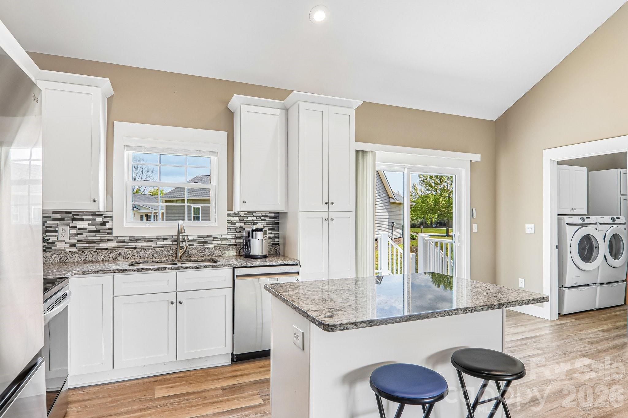 Riverwind - Residential