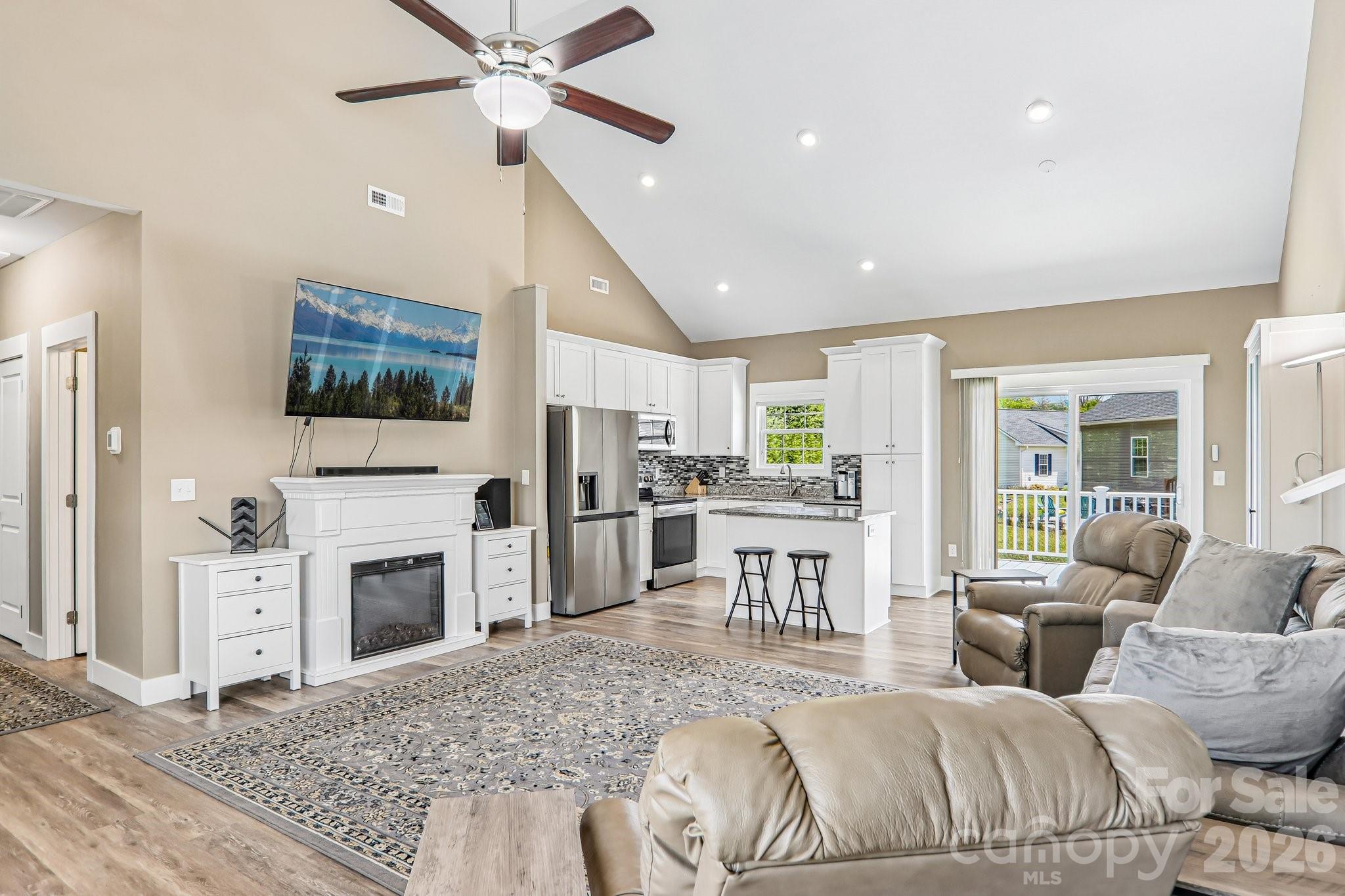 Riverwind - Residential