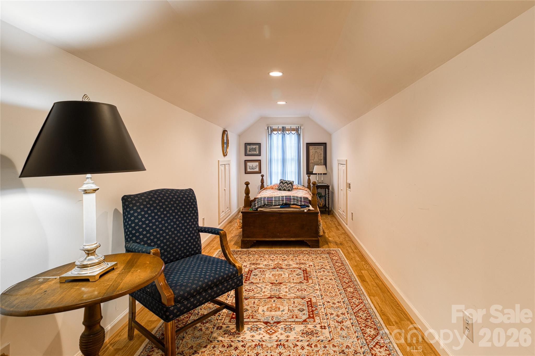 Country Club - Residential