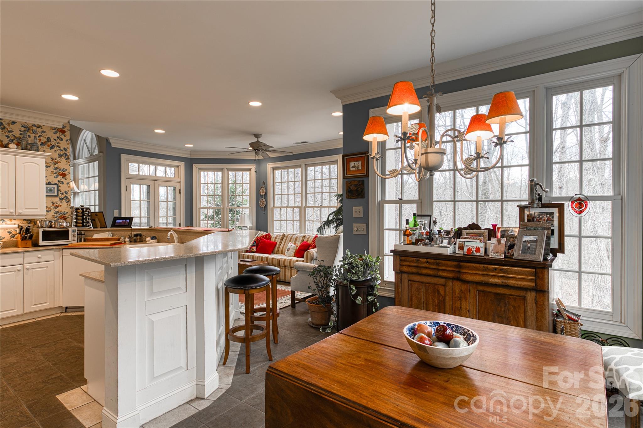 Country Club - Residential