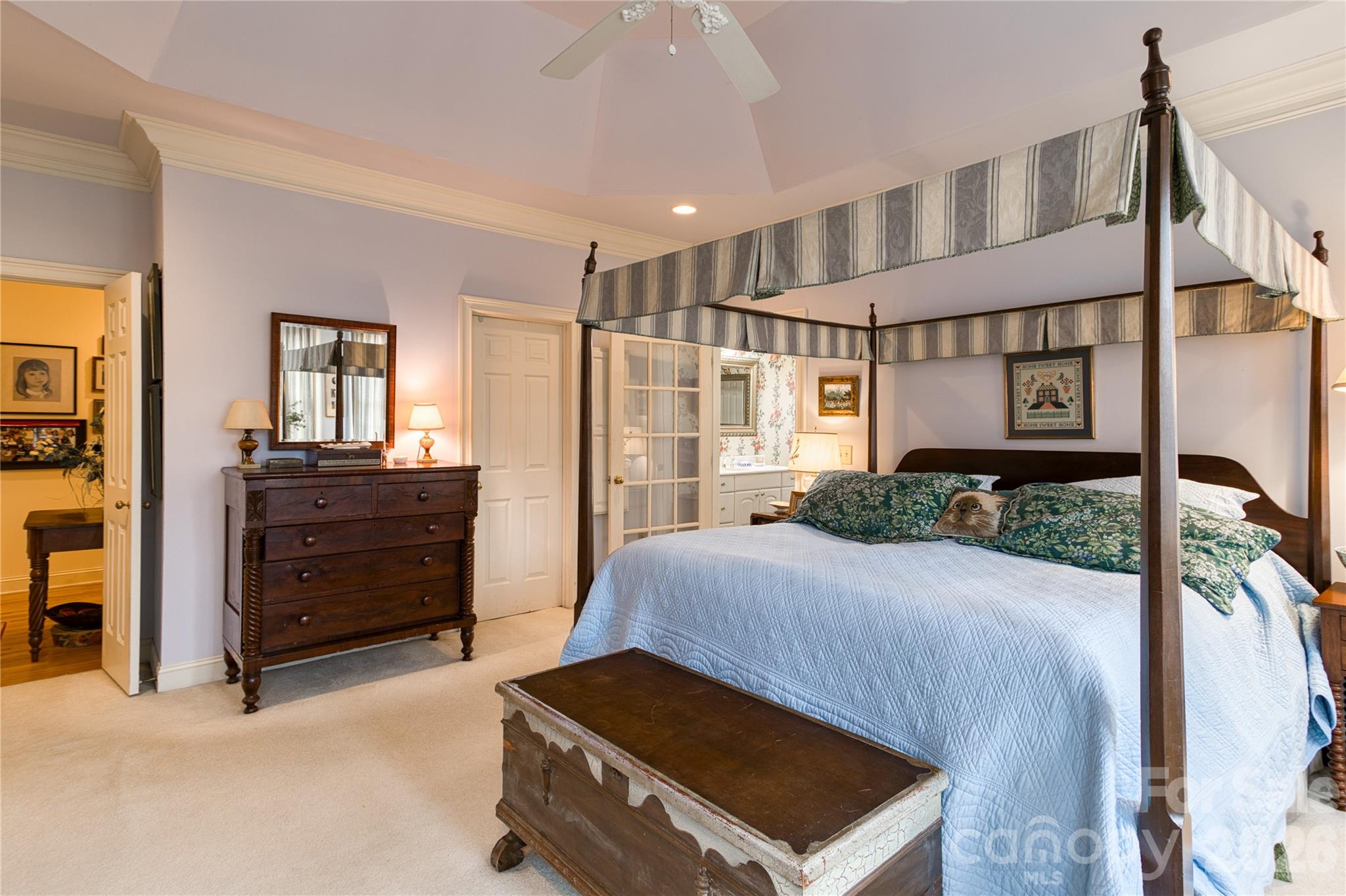 Country Club - Residential