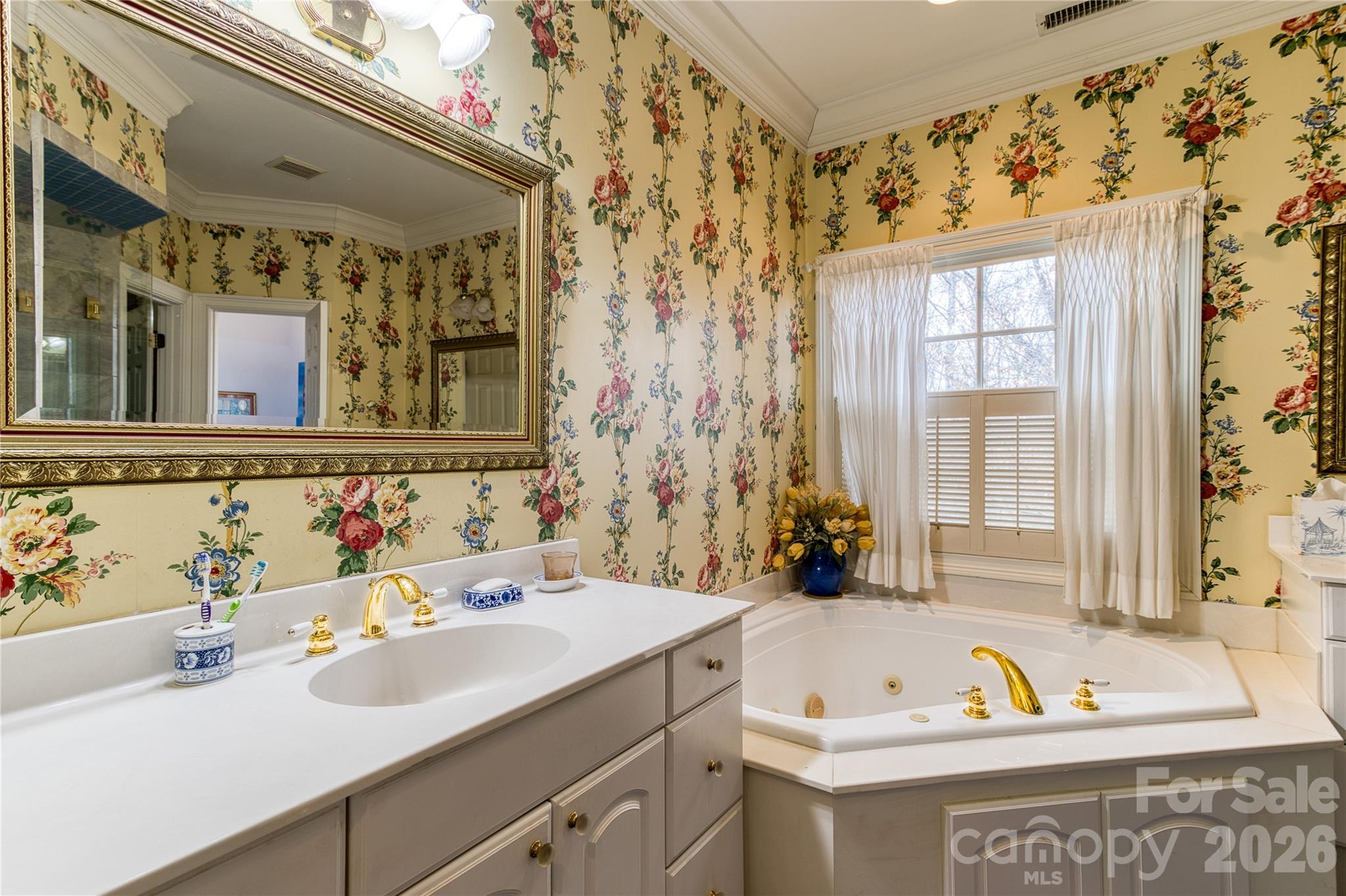 Country Club - Residential