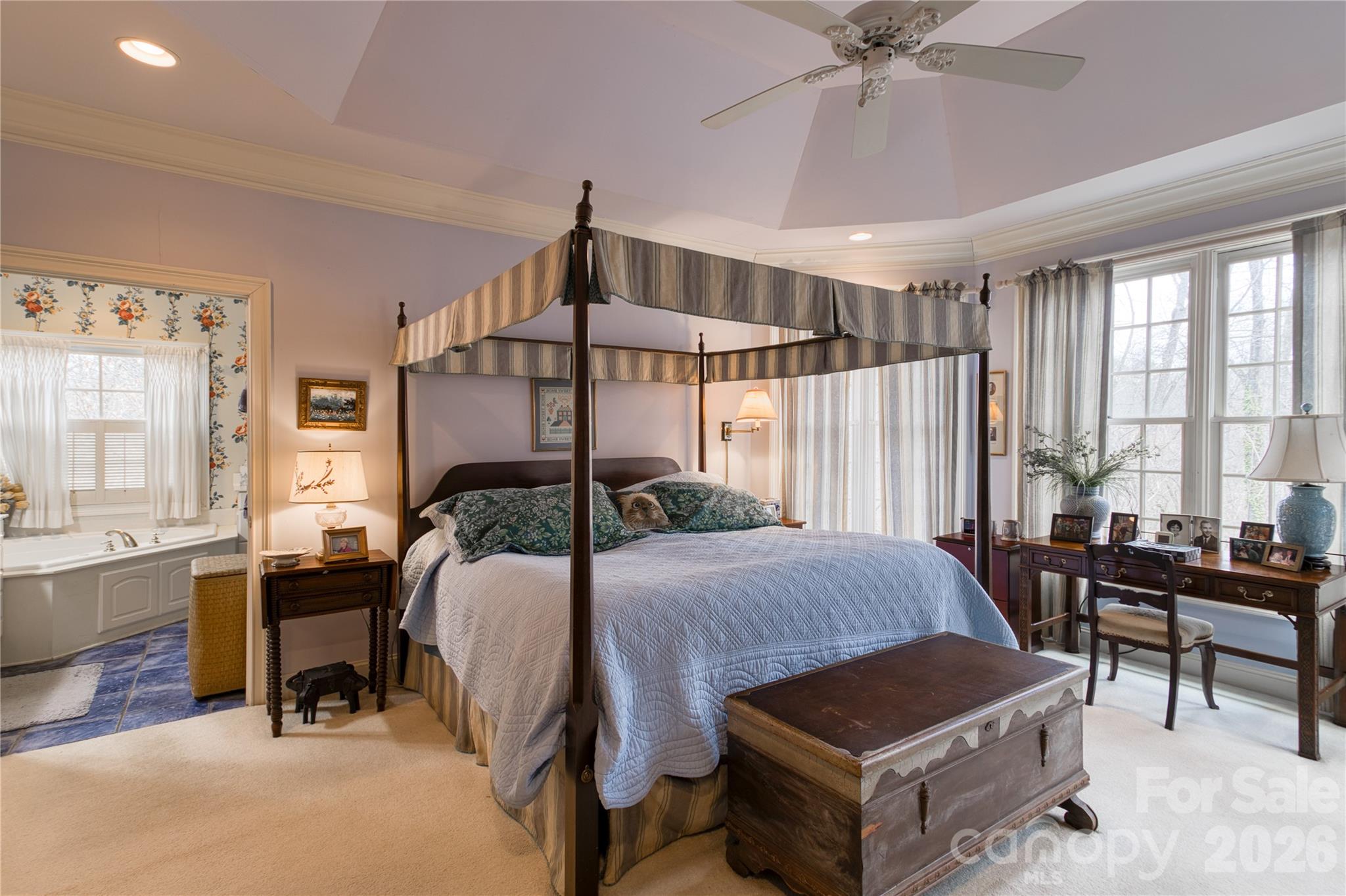 Country Club - Residential