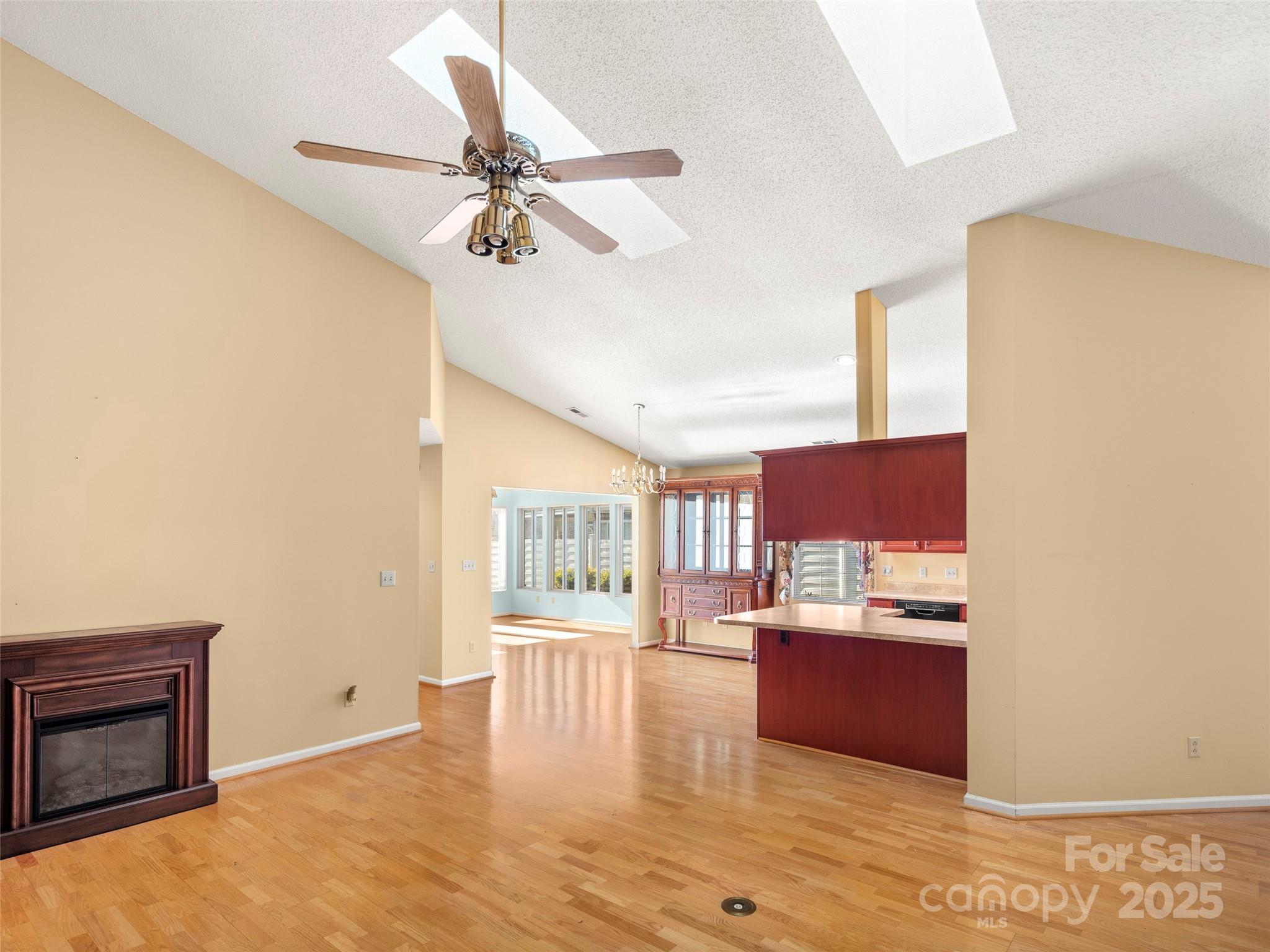 24 Heather Way B