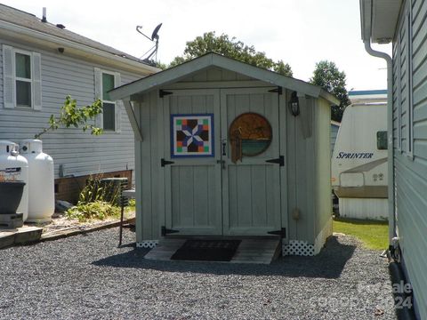 A home in New London