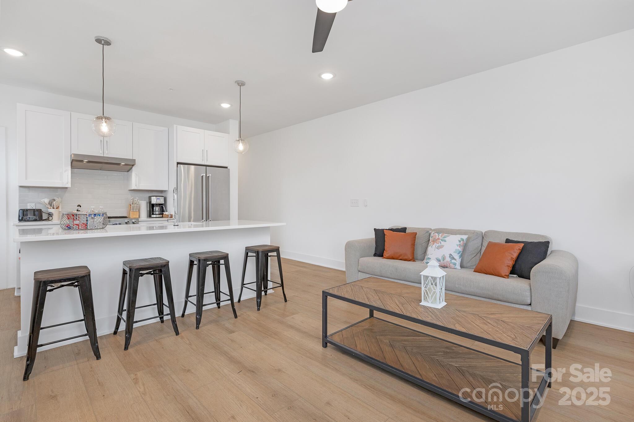 203 Grandin Road 2