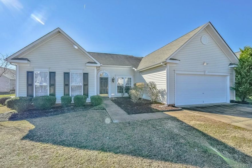 Move-in ready split bedroom ranch floorplan with 2 car garage and sunroom! Beautiful bamboo floors in entry, dining room and master bedroom. Open floor plan with formal dining room, kitchen, breakfast room, great room, and sunroom. Gas fireplace in great room. Master bedroom on one side of the house and other 2 bedrooms on other side for privacy and quiet. Lots of light! Great location - convenient to UNCC, CMC-University, University Research Campus, Concord Mills. Minutes from I-85 & I-485.