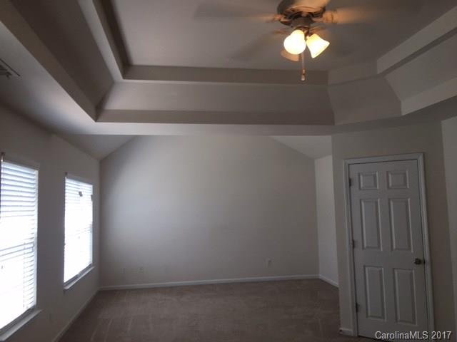 Sandy Pointe - Residential