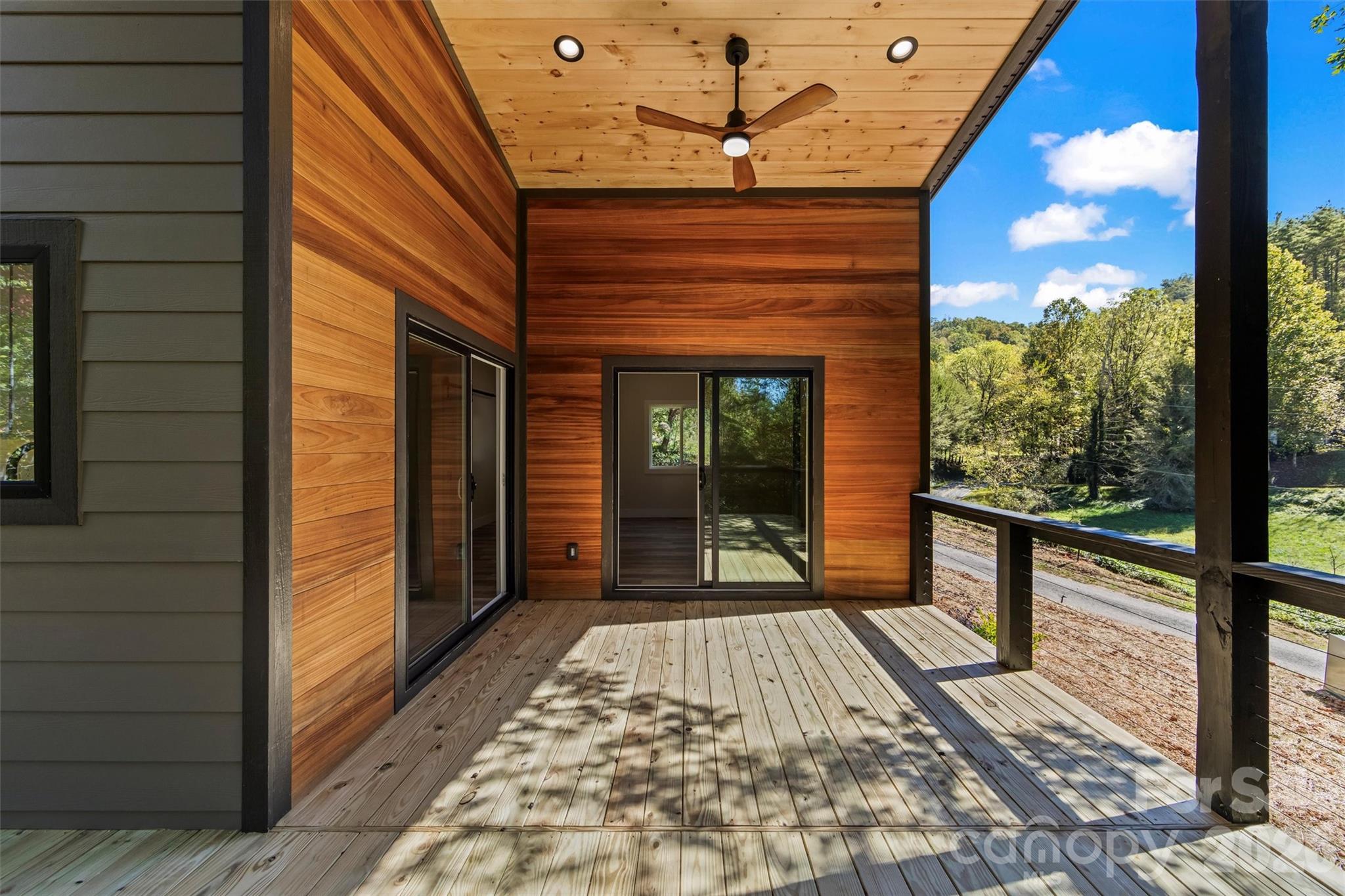 Vista Reserve - Residential