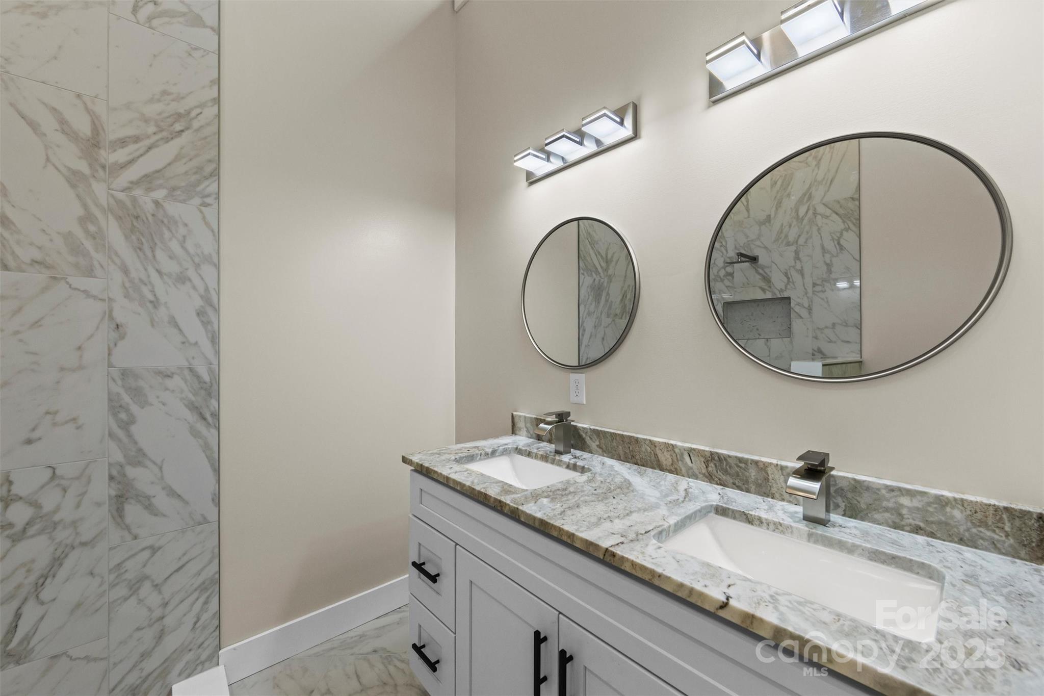 Vista Reserve - Residential