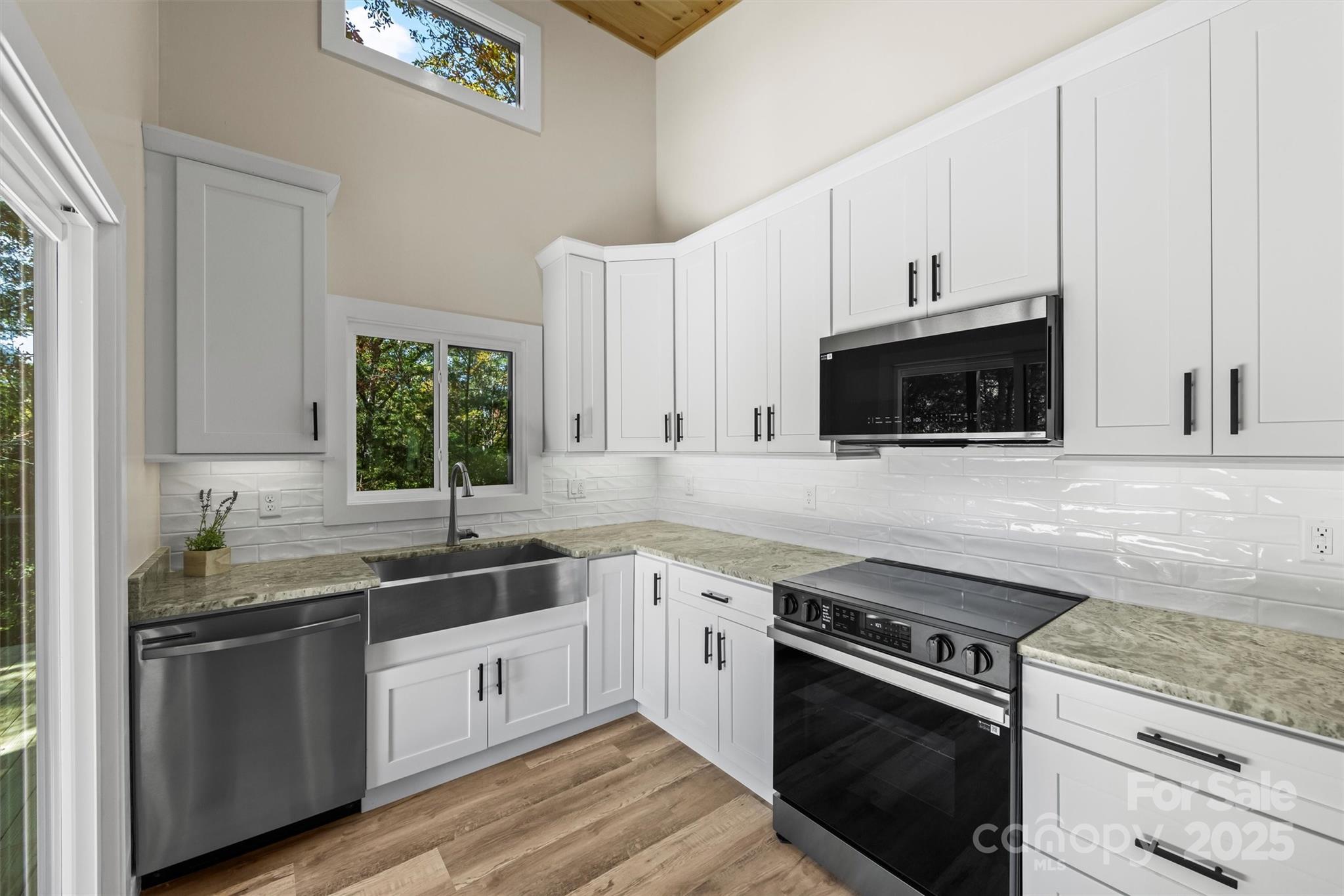 Vista Reserve - Residential