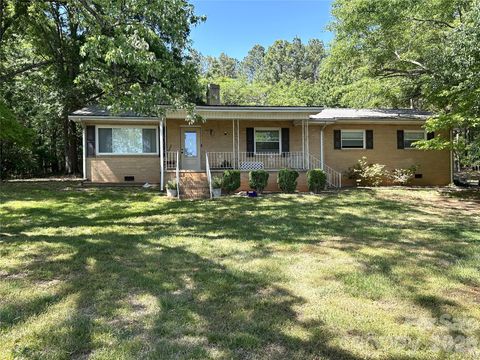 Photo of 2307 Harris Henrietta Road, Mooresboro, NC 28114 (MLS # 4373986)