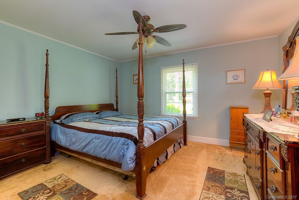 Royal Oaks - Residential